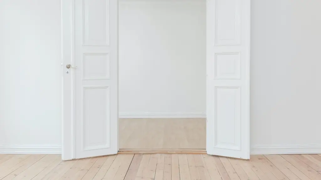 Credit LITs surge back from discounts, but door is closing quickly