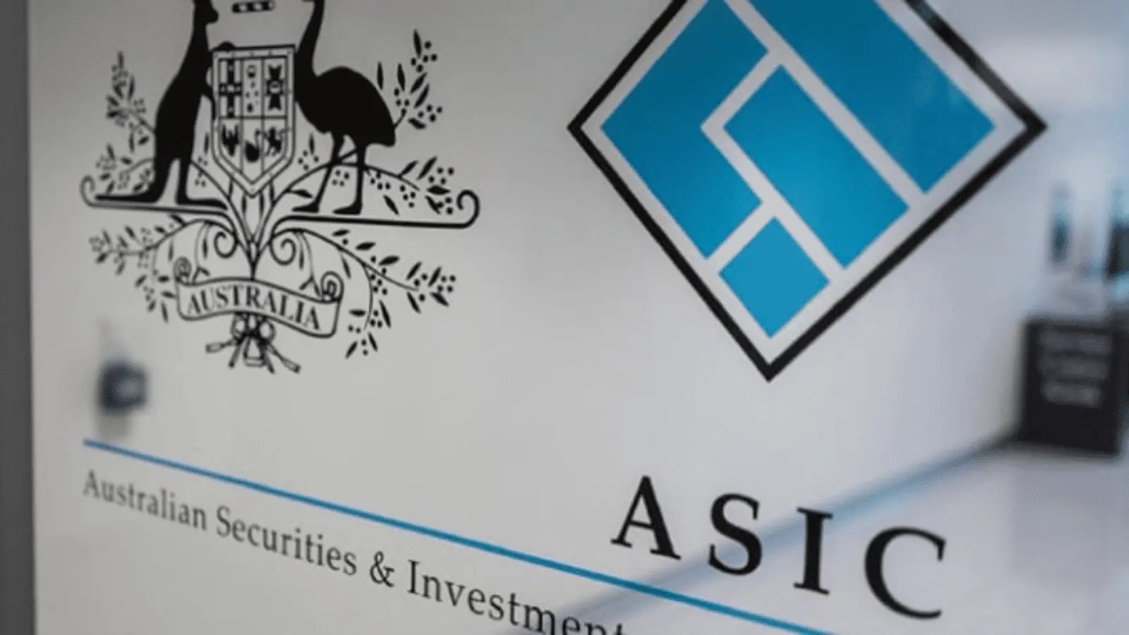 ASIC sounds major warning on ‘licensee for hire’ firms